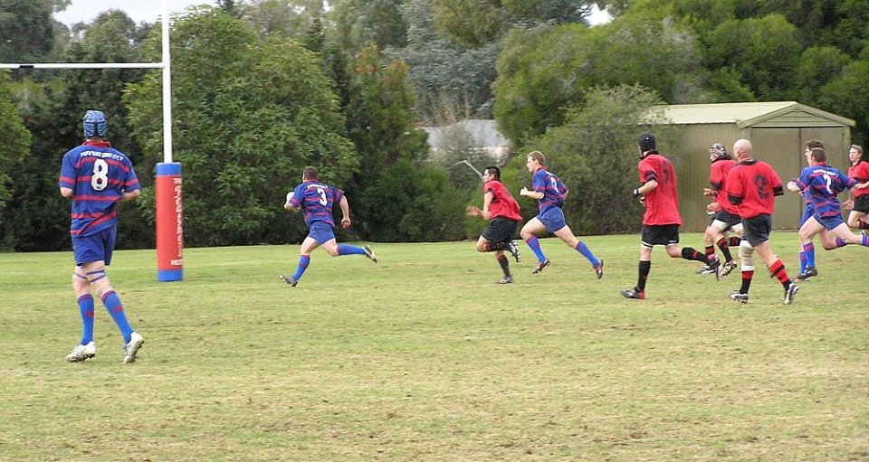 Div 1 - Jon Collins runs in his second try